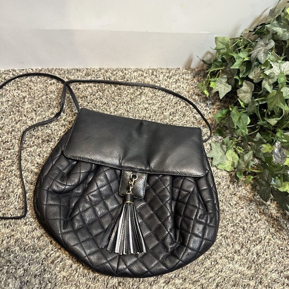 Susan Gail Black Quilted Leather Crossbody Shoulder Bag Purse Tassel Vintage - Picture 1 of 9